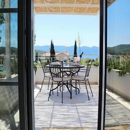 ヴィラ Escape Island Peaceful Oasis With Pool