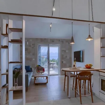 Escape Island Peaceful Oasis With Pool Villa Loviste